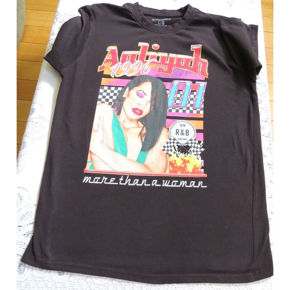 Aaliyah Women's 1996 More Than a Woman T shirt Large EUC - Picture 2 of 6